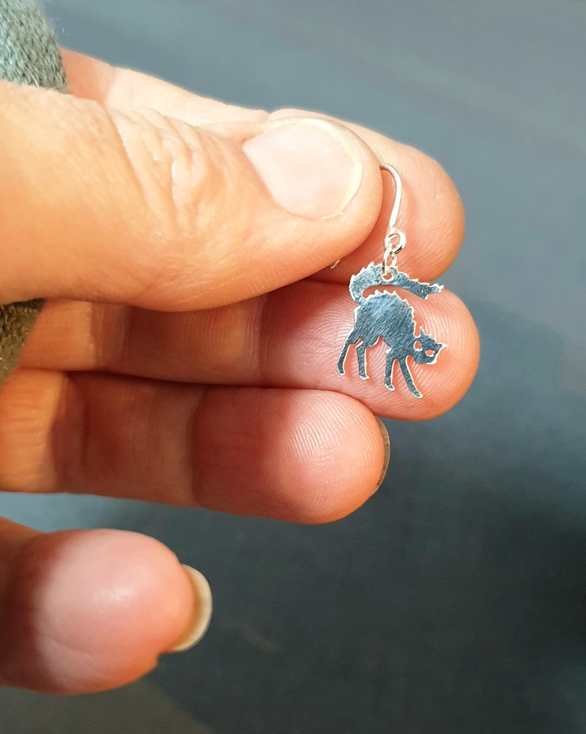 Halloween Witches Familiar Cat Drop Earrings - Image 3