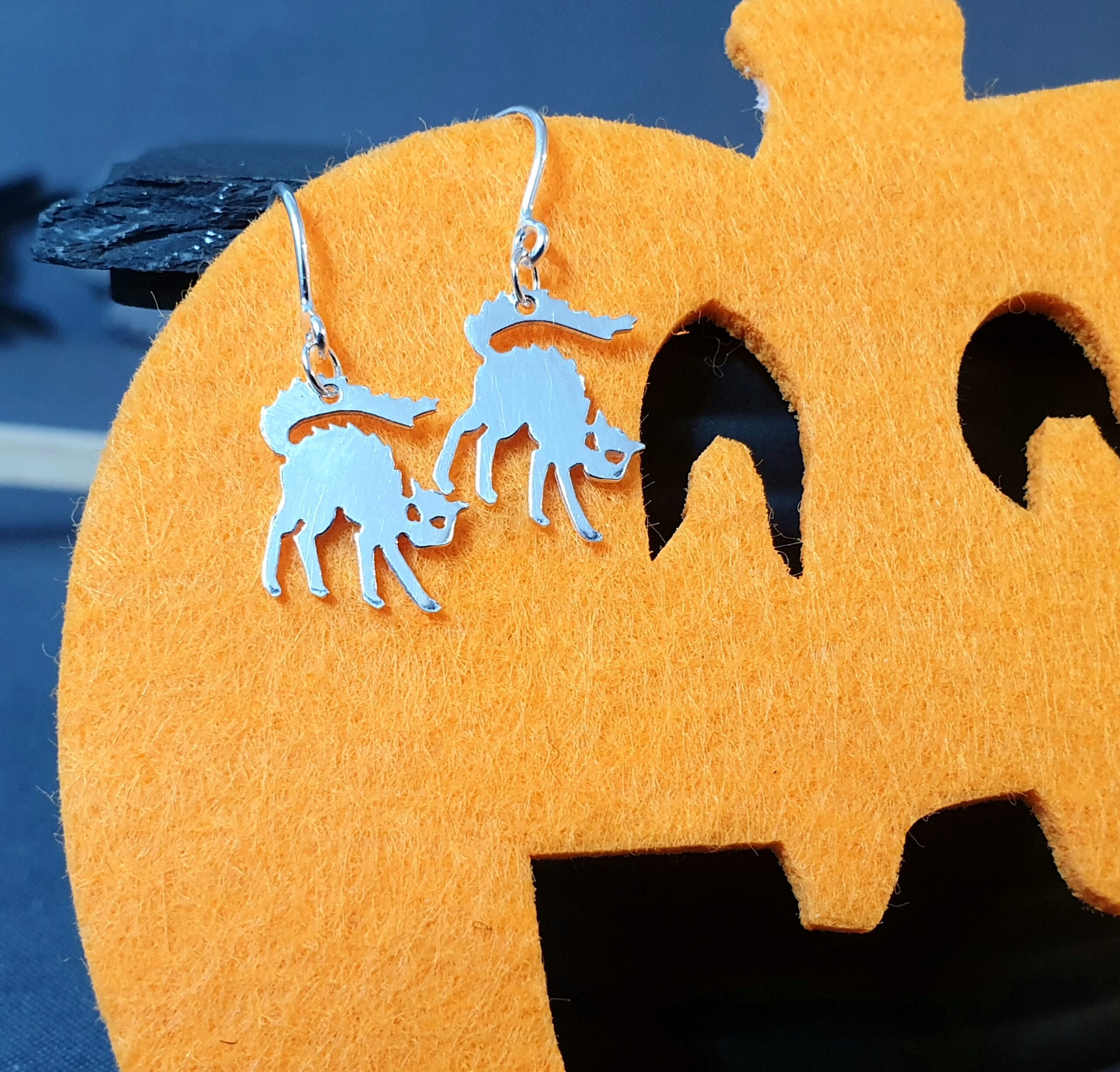 Halloween Witches Familiar Cat Drop Earrings