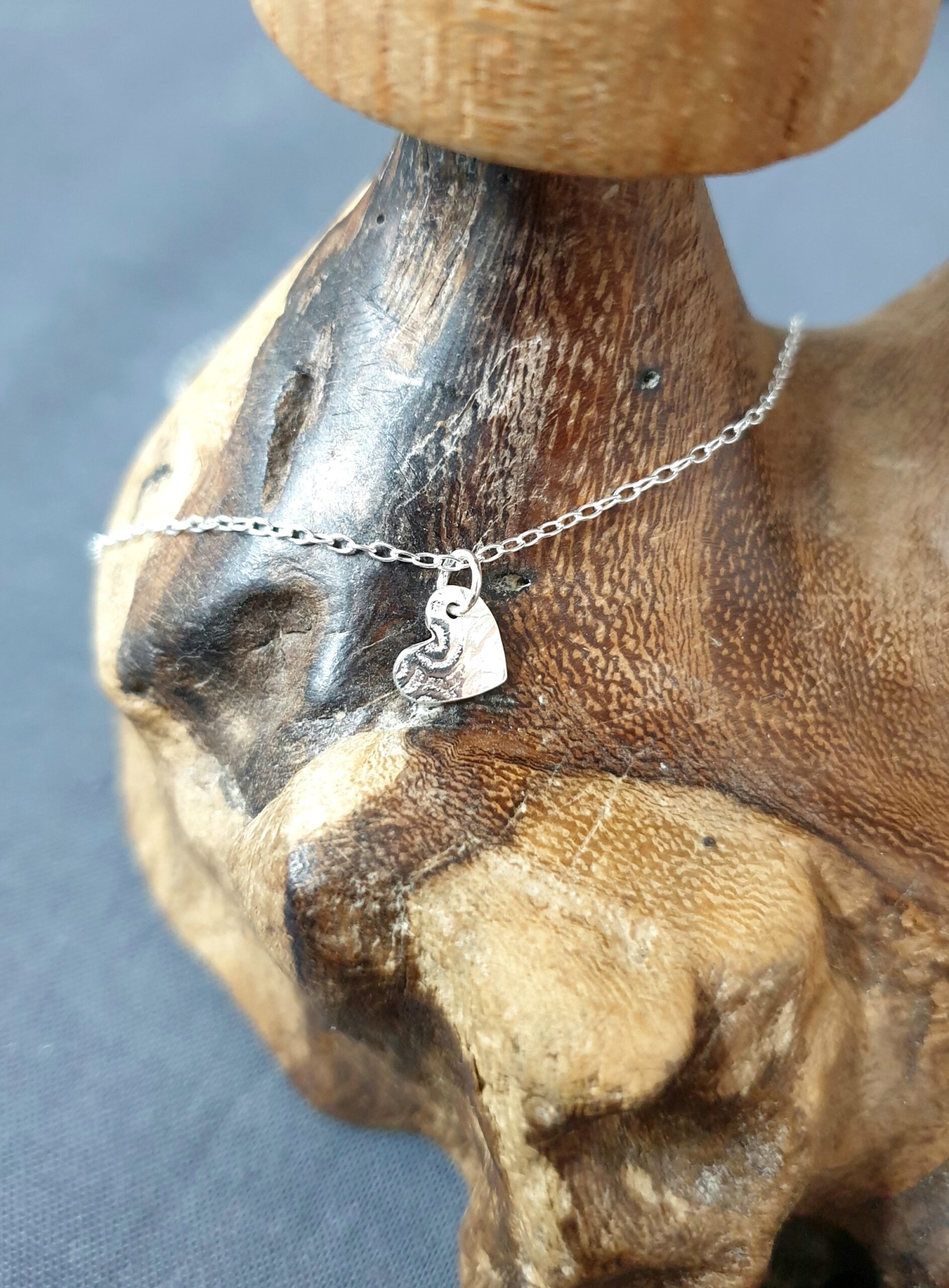 Friendship Love Tiny Silver Heart Necklace - Image 2